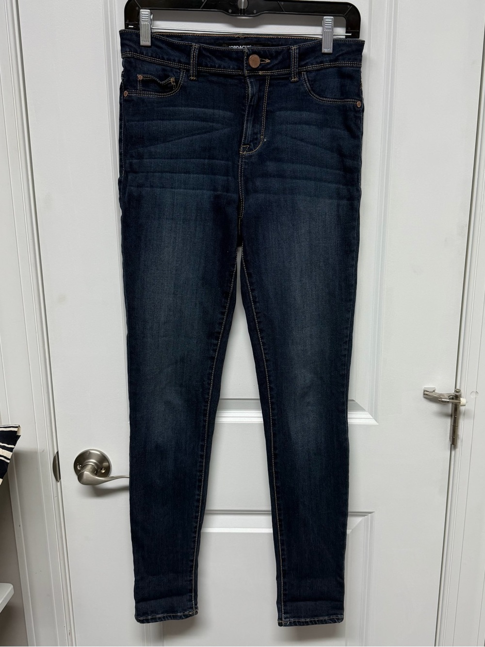 Jordache Super Skinny Dark Wash Jeans - Size 6